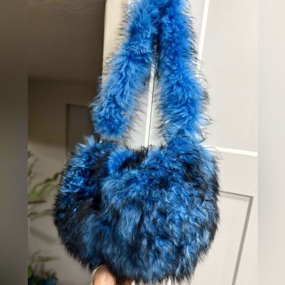 Stunning Real Curly Shearling Hobo Bag, Handmade Lamb Fur Crossbody, Slouchy Bag - Picture 4 of 15